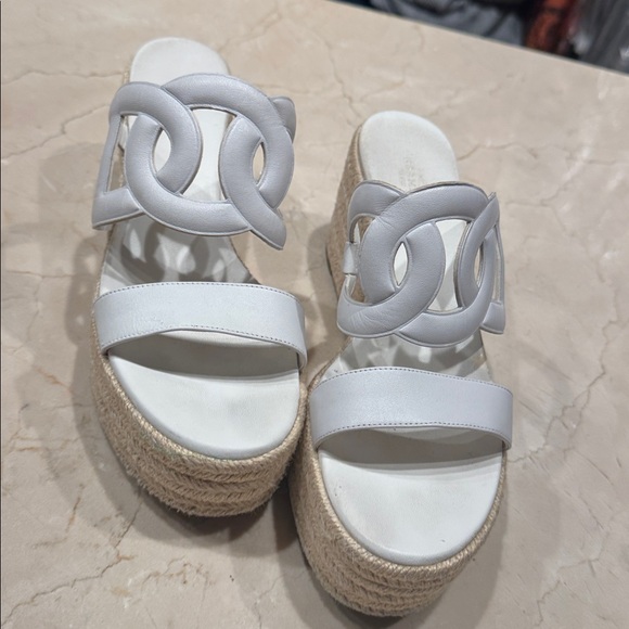 Hermes White Women's Sandals - Picture 12 of 12